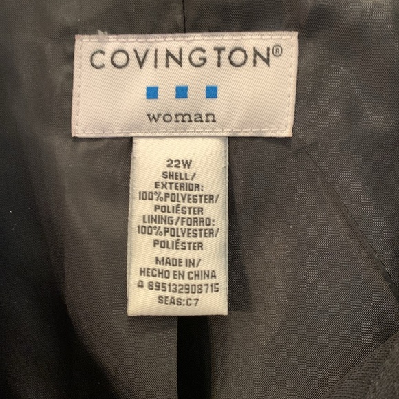 Modest Covington Woman dressy long sleeve black jacket with black lining. - Picture 3 of 9